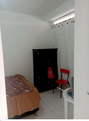 Habitación Privada, Br. El Nogal Armenia Quindío, Colombia